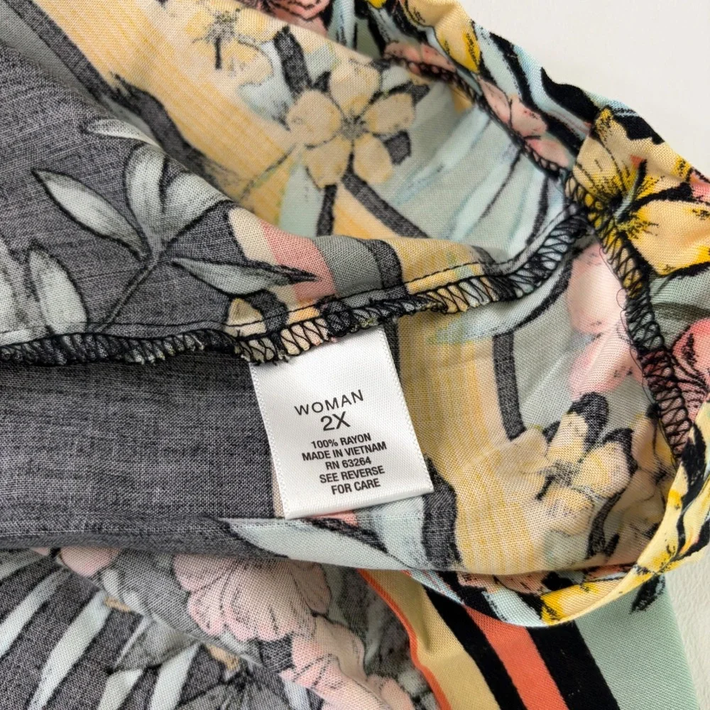 Roz & Ali Cardigan Women 2X Black Floral Tropical Open Front Pockets Rayon